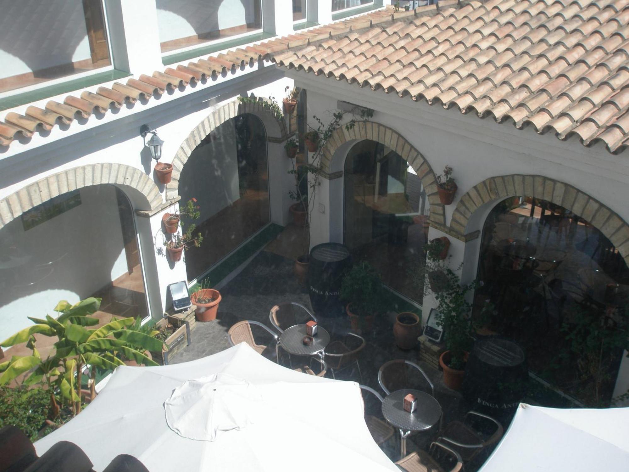 Hotel Cortijo Los Gallos Chiclana de la Frontera Exterior foto